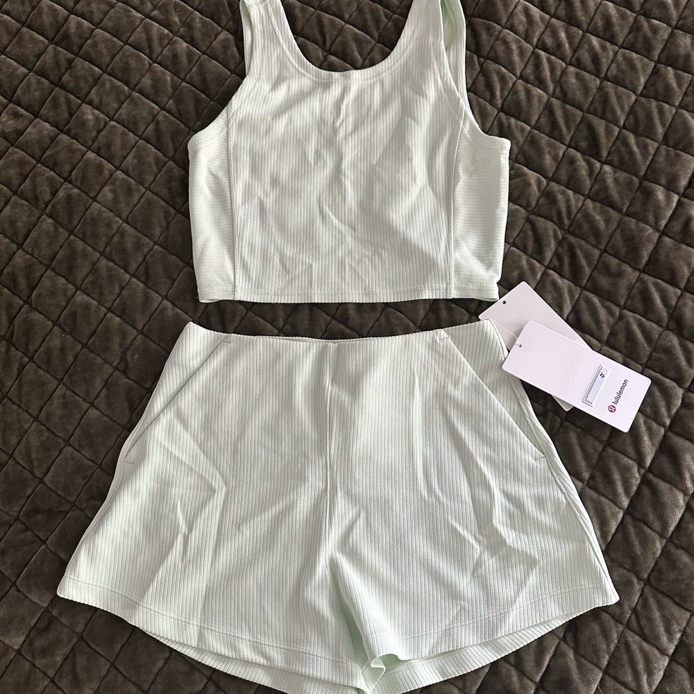 Lululemon Ribbed Softstreme Set - Picture 2 of 8